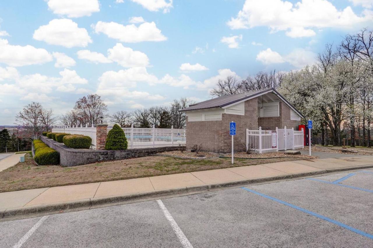 Retreat @ The Hills W/ Pets And Game Room Branson Exterior photo