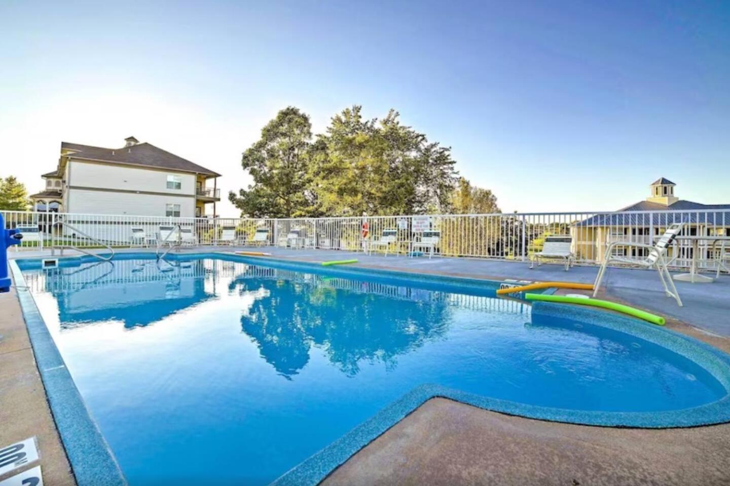 Retreat @ The Hills W/ Pets And Game Room Branson Exterior photo
